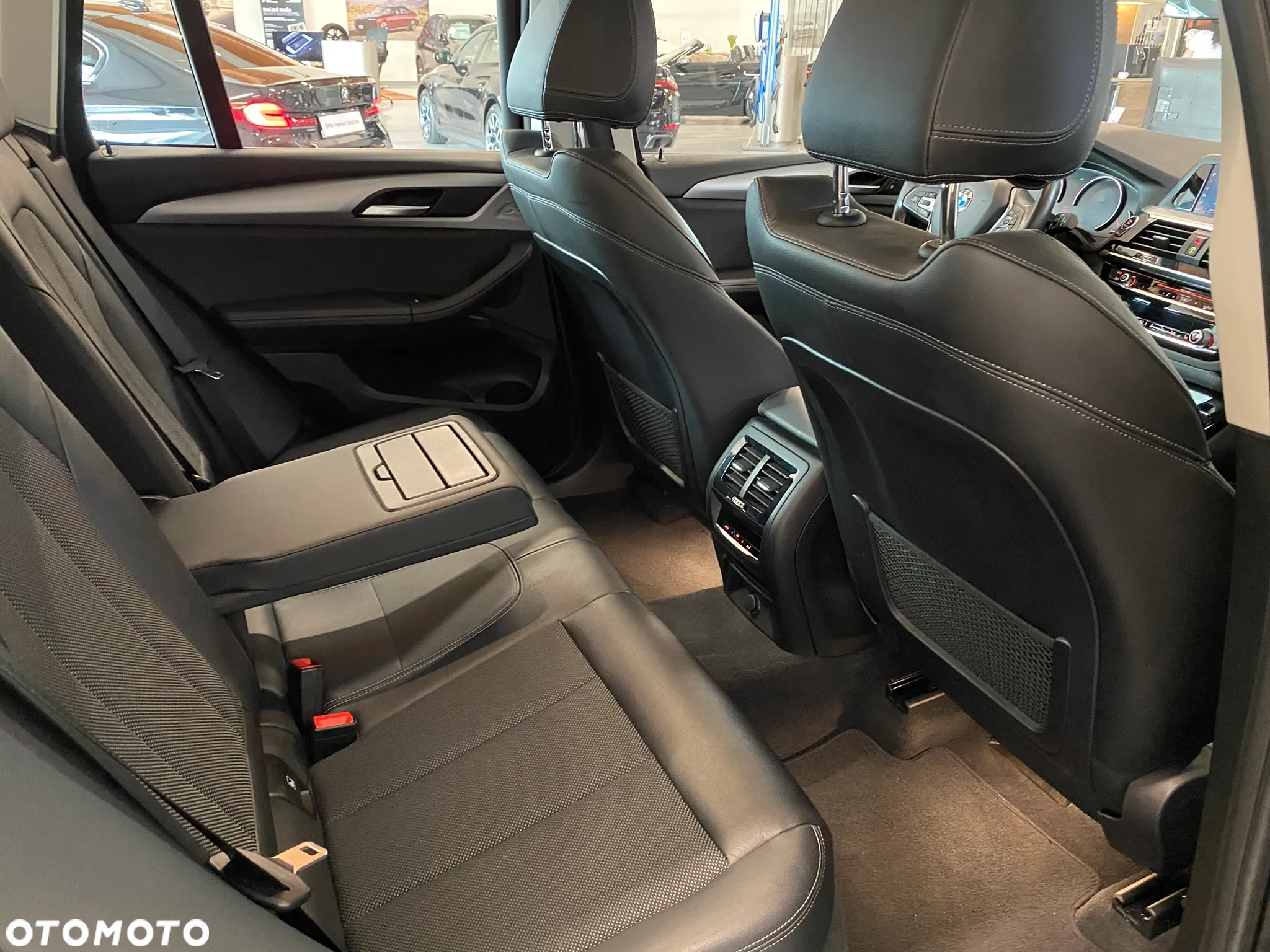 BMW X3 xDrive20d Advantage - 21