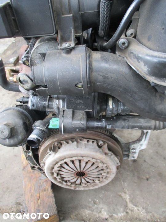 PEUGEOT 206 1.4 HDI 04R SILNIK BEZ OSPRZĘTU 8HX 10FD82 - 5
