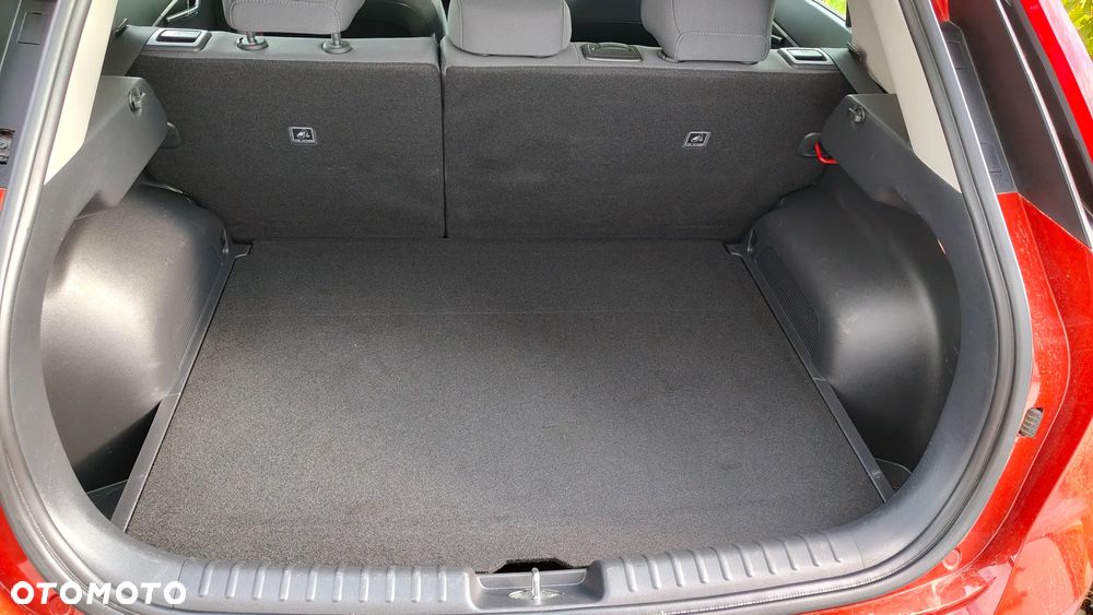 Kia Niro e-Niro 64kWh M - 17