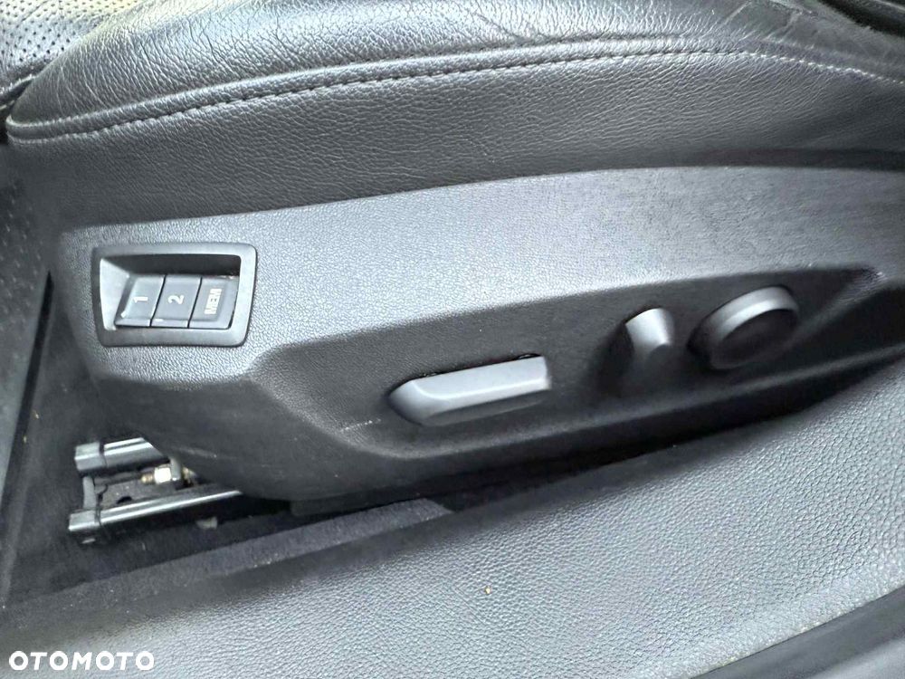 Opel Insignia 2.0 CDTI Cosmo - 23