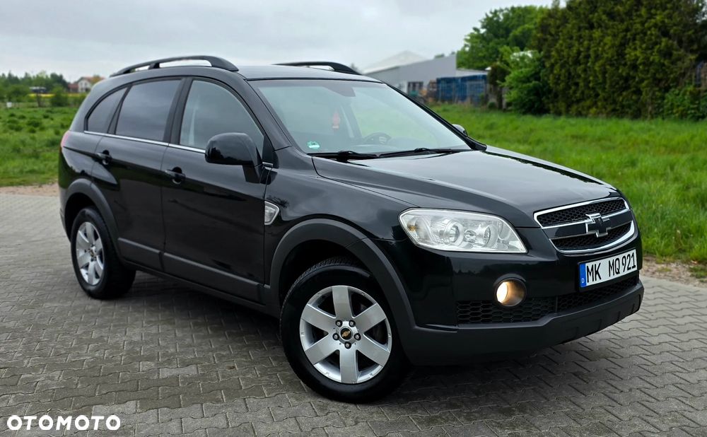 Chevrolet Captiva 2.4 4WD 7 Sitzer LT - 7
