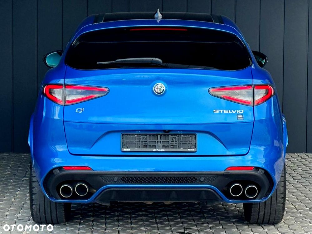 Alfa Romeo Stelvio 2.9 Bi Turbo V6 Quadrifoglio Q4 - 9