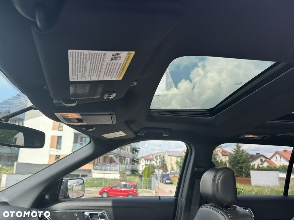 Ford Explorer - 21