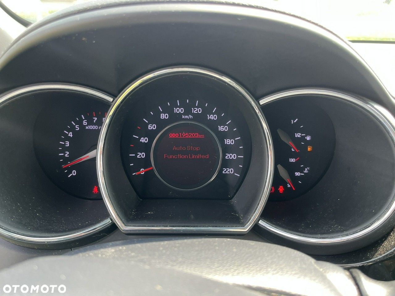 Kia Rio - 15