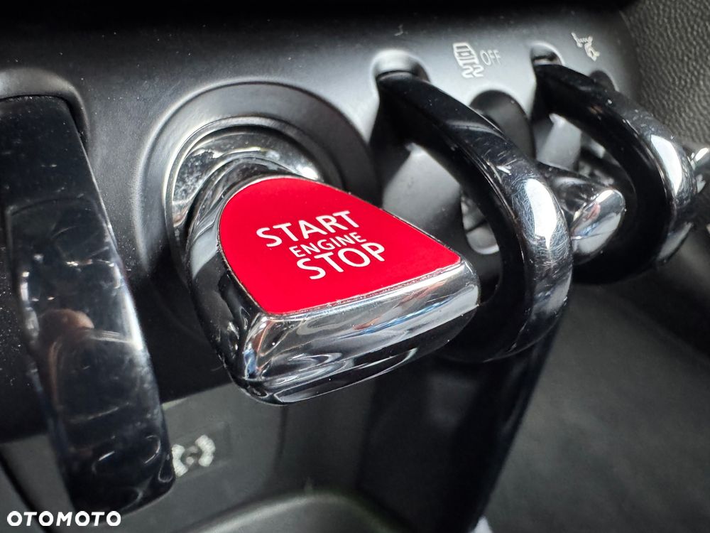 MINI Cooper Classic Trim - 30