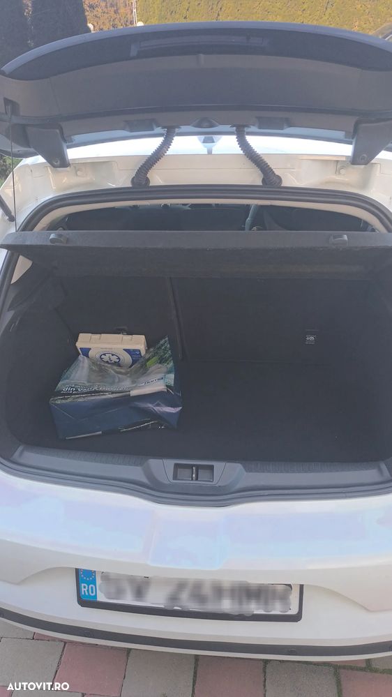 Renault Megane Blue dCi Life - 10