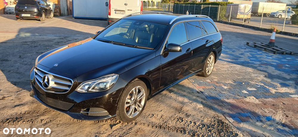 Mercedes-Benz Klasa E 220 CDI DPF BlueEFFICIENCY 7G-TRONIC Avantgarde - 2