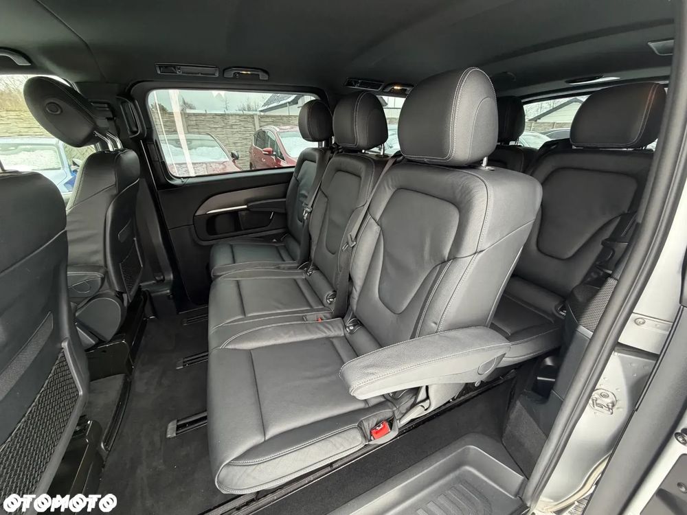Mercedes-Benz Klasa V 300 d lang 4Matic 9G-TRONIC Avantgarde Edition - 29