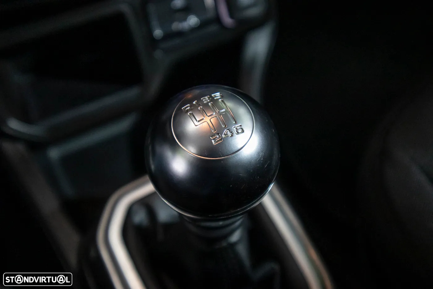 Jeep Renegade 1.0 T Limited - 15