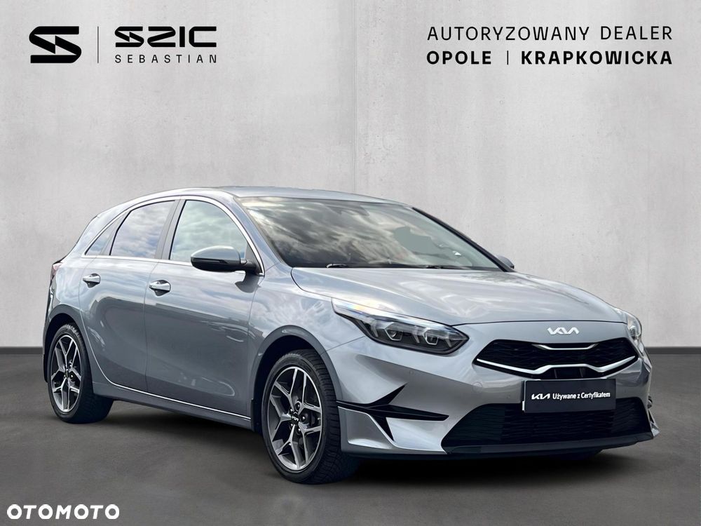 Kia Ceed - 8
