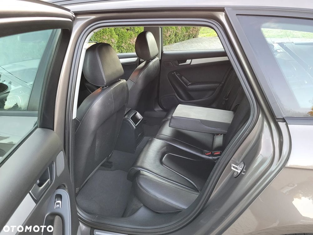 Audi A4 - 24
