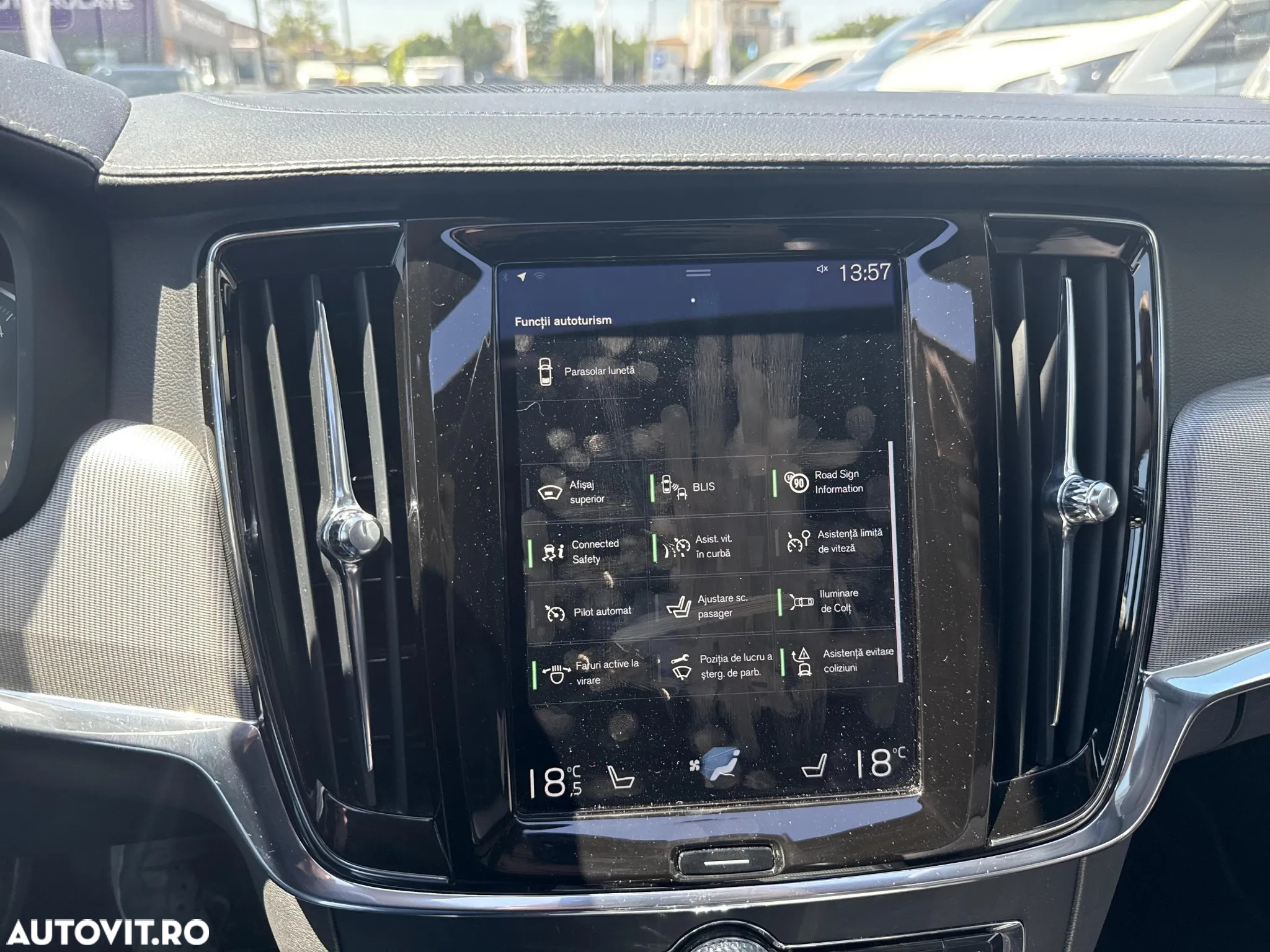 Volvo S90 D5 AWD Geartronic Inscription - 17