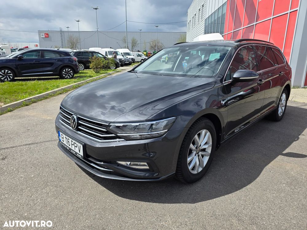 Volkswagen Passat 2.0 TDI DSG Comfortline - 1