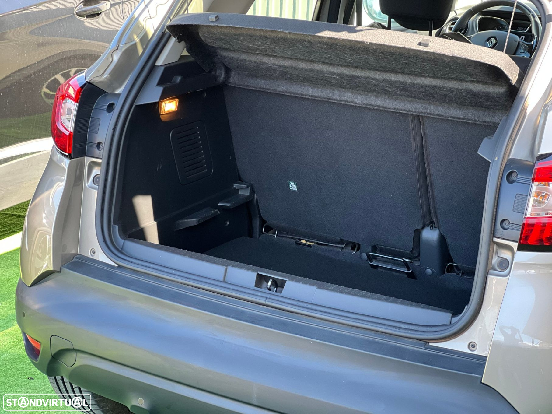 Renault Captur 1.5 dCi Exclusive - 12