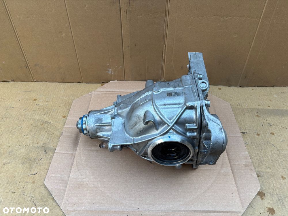 BMW X5 G05 X6 G06 X7 G07 883988902 8839889 MOST TYLNY DYFER - 10