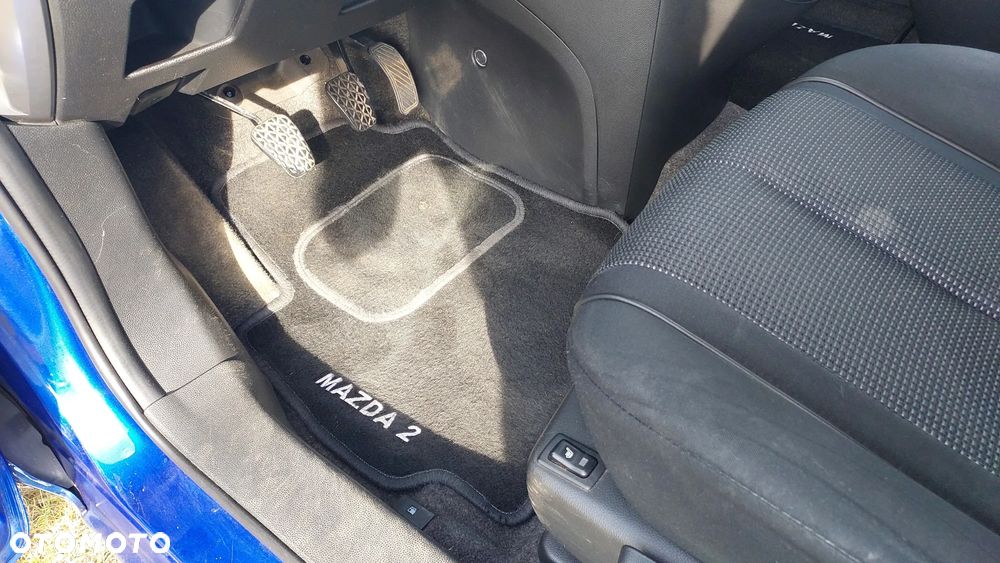 Mazda 2 1.5 Dynamic - 12