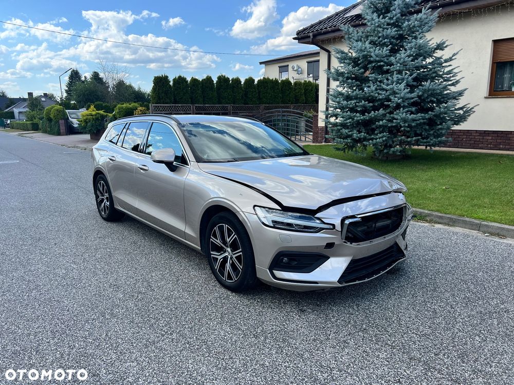 Volvo V60 B4 D Momentum Pro - 5