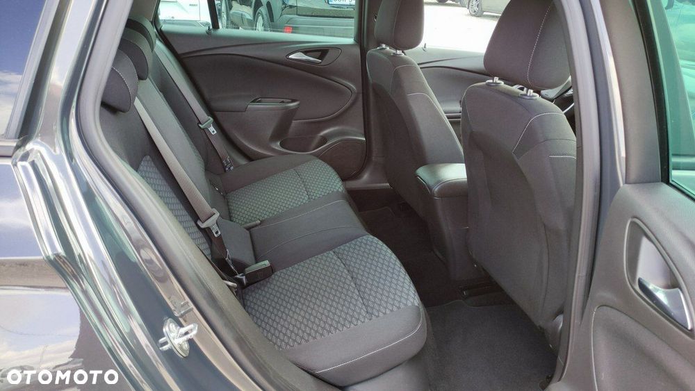 Opel Astra 1.6 CDTI Enjoy S&S - 24