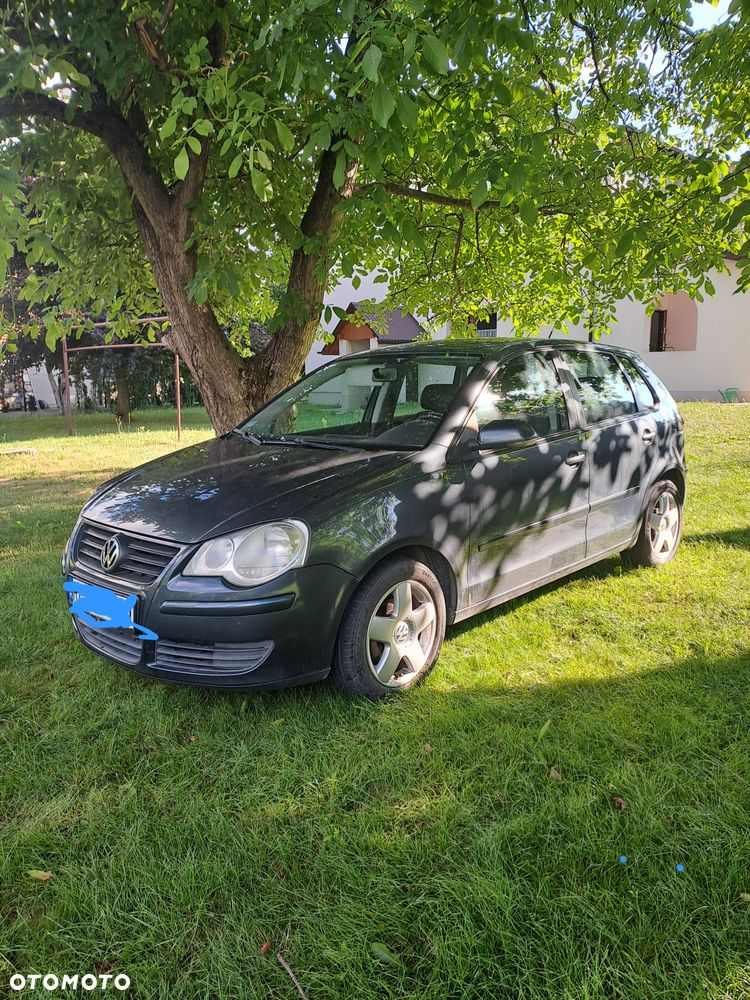 Volkswagen Polo - 2