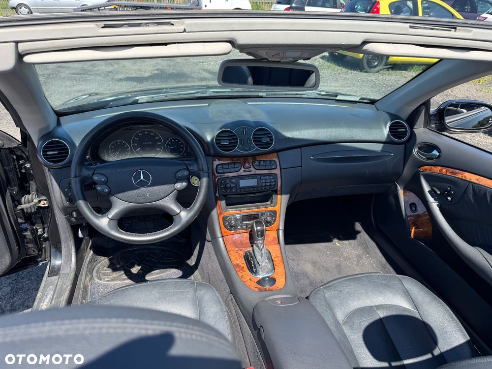 Mercedes-Benz CLK Cabrio 500 7G-TRONIC Avantgarde - 22