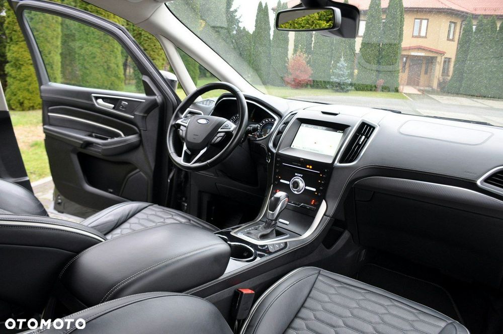 Ford S-Max - 26