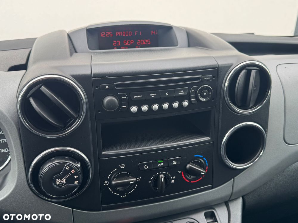 Citroën Berlingo Multispace e-HDi 90 FAP EGS6 Exclusive - 17