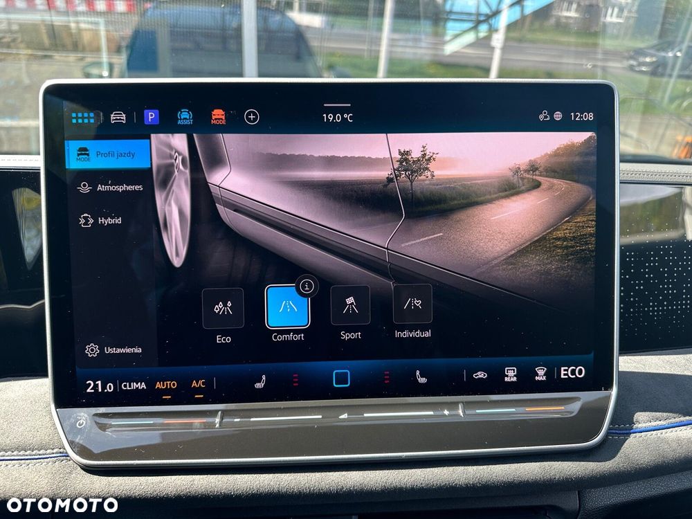 Volkswagen Tiguan - 21