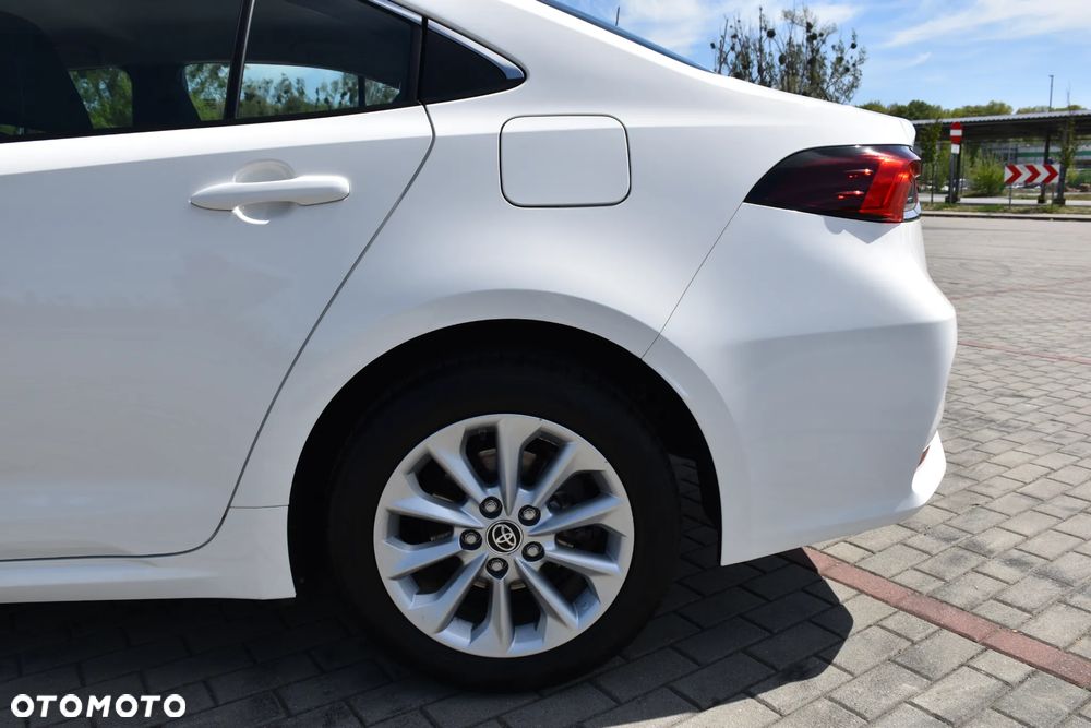 Toyota Corolla 1.6 Comfort - 11