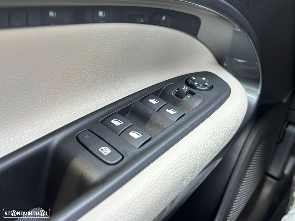 Fiat 600 1.2 Hybrid La Prima - 26