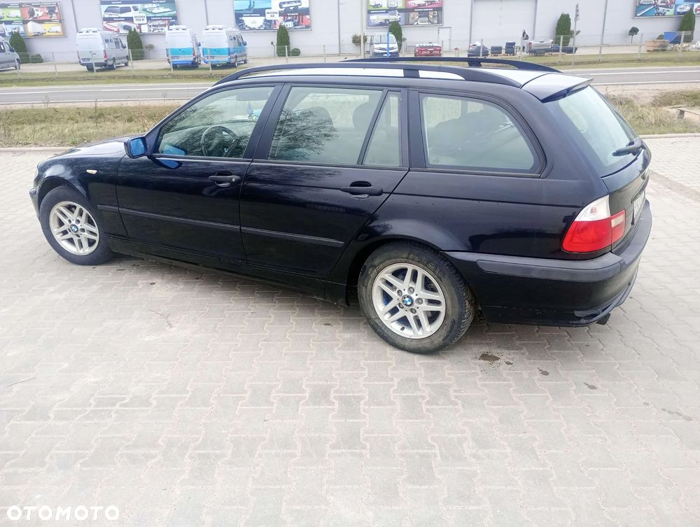 BMW Seria 3 316i - 11