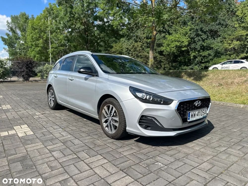 Hyundai i30 1.6 D Comfort DCT - 19