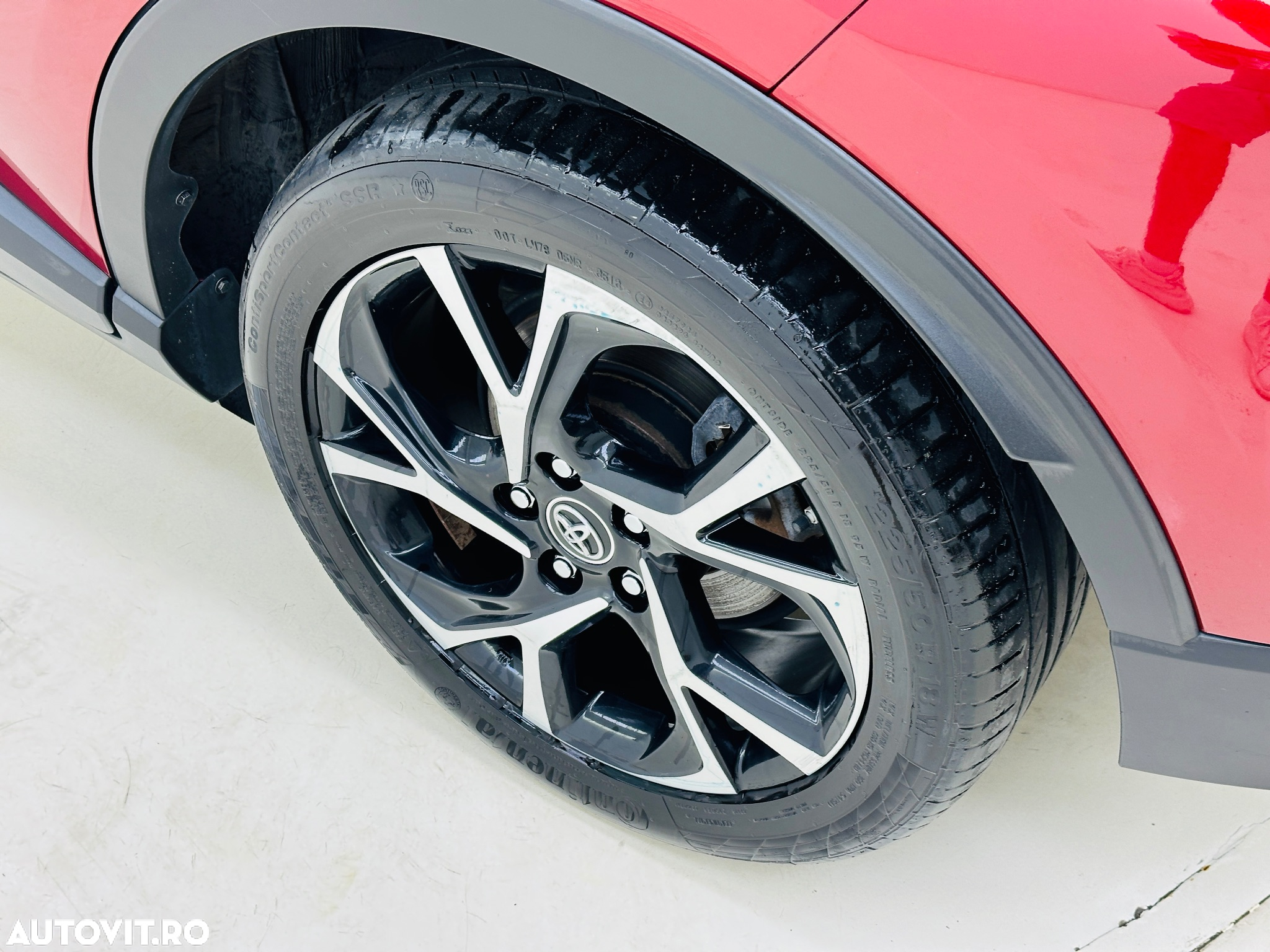 Toyota C-HR - 14