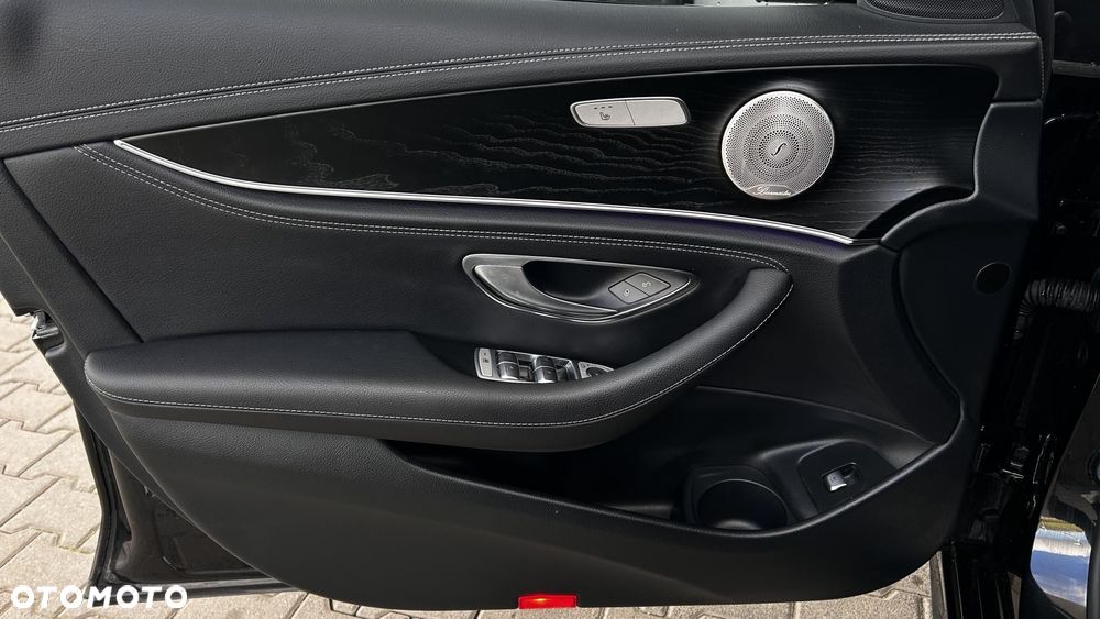 Mercedes-Benz Klasa E - 10