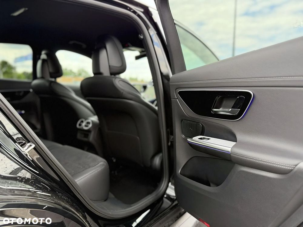 Mercedes-Benz GLC - 31