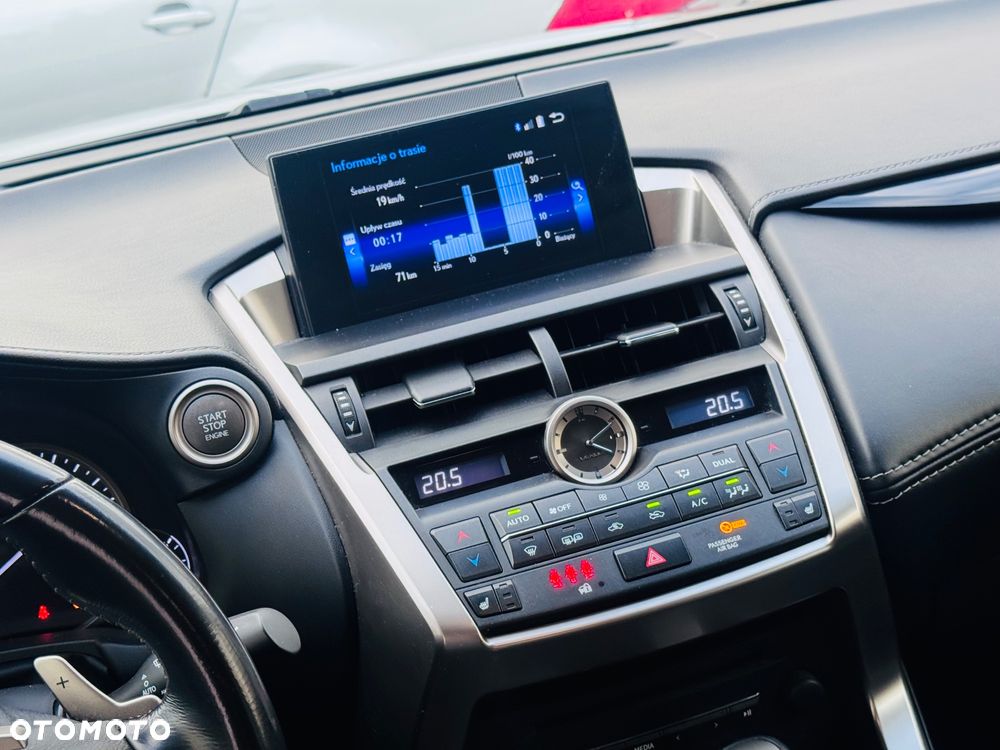 Lexus NX 200t Elite AWD - 32