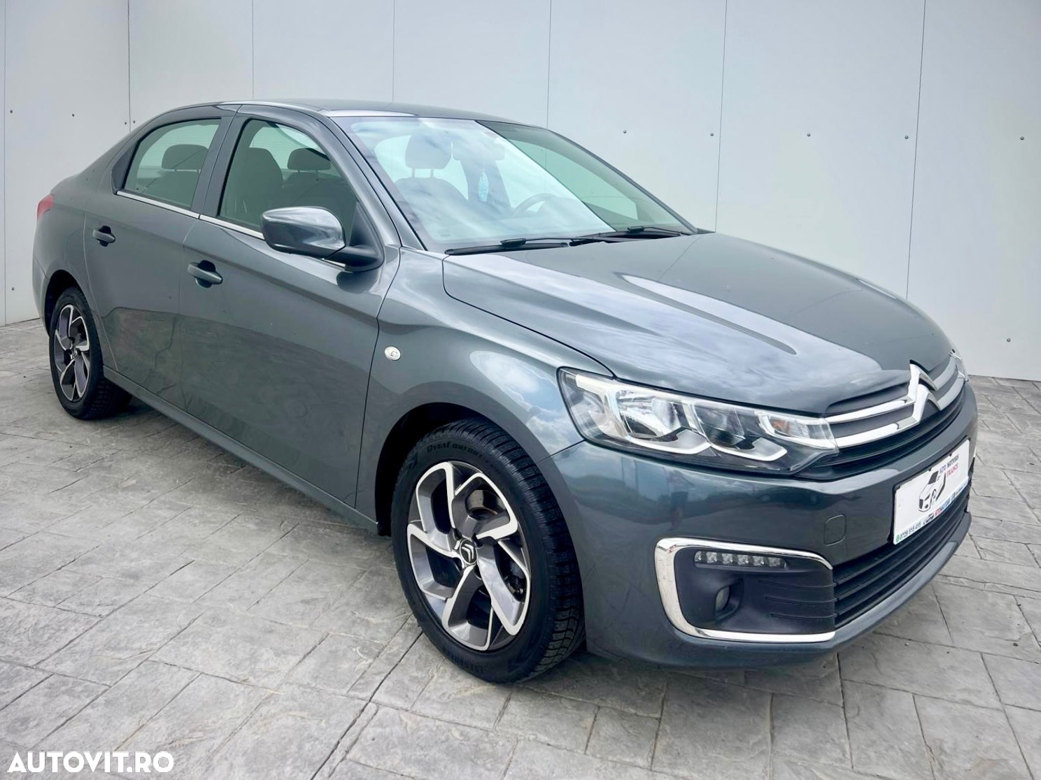 Citroën C-Elysée 1.6 BlueHDi BVM Shine - 17