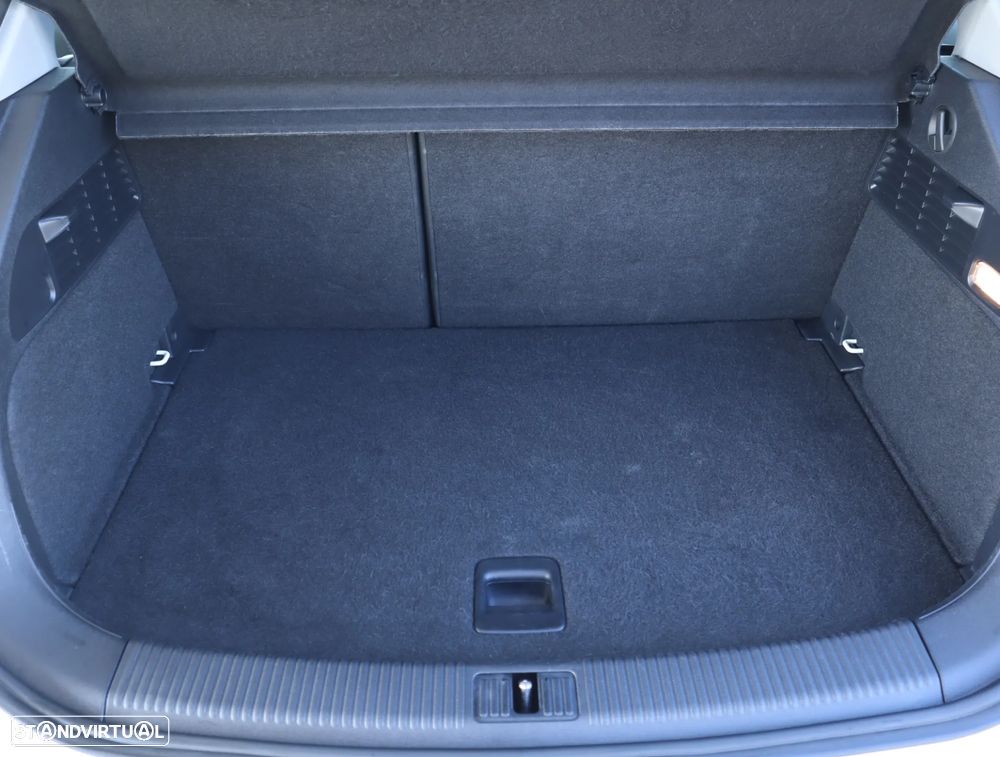 Audi A1 Sportback 1.6 TDI Advance - 48