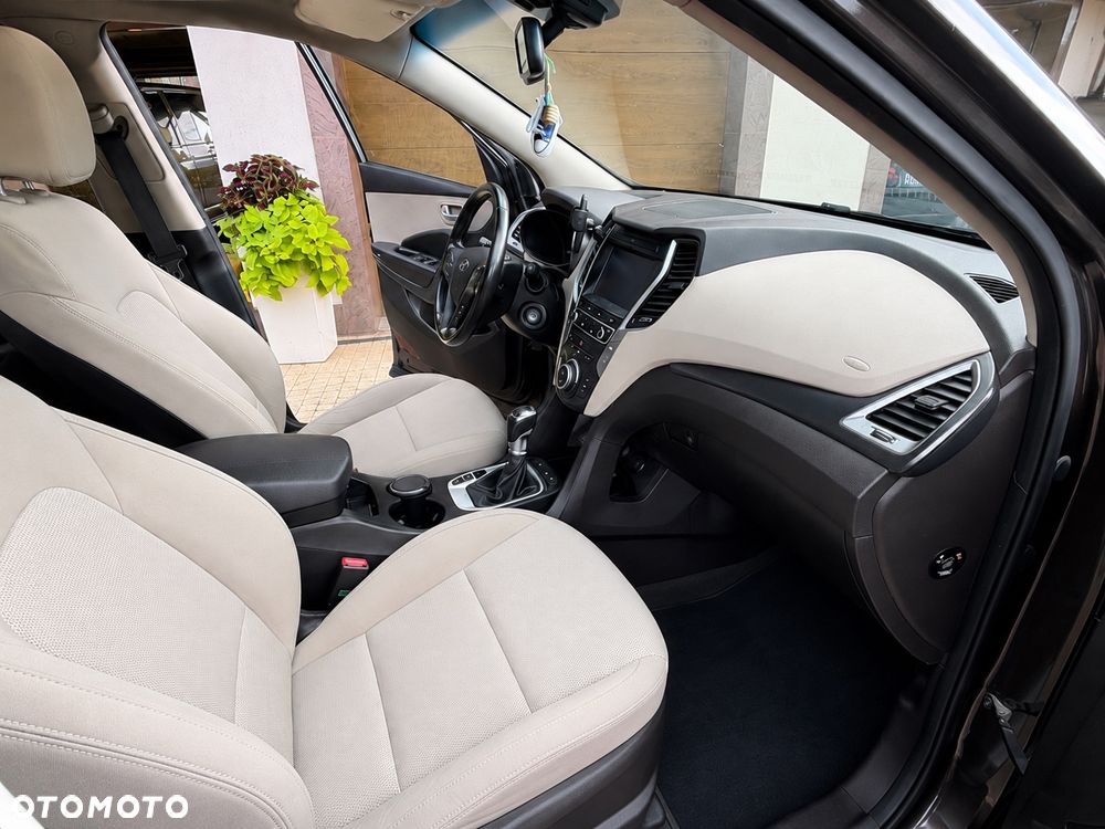 Hyundai Santa Fe - 12