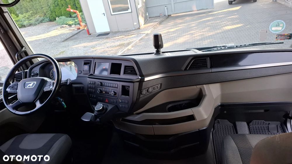 MAN TGX 18.510 GX / LL SA / LOW DECK / MEGA / RETARDER / SALON PL - 25