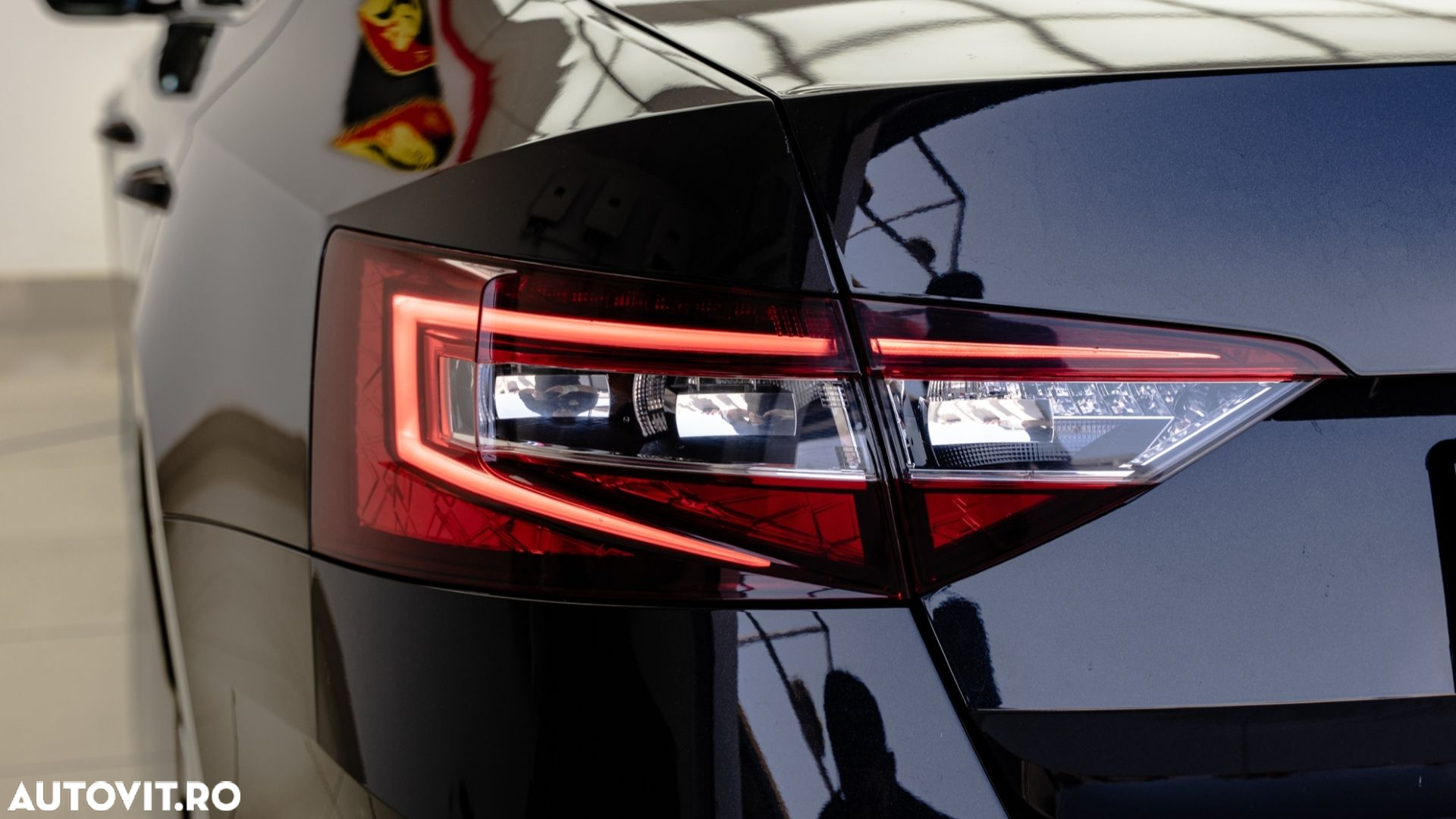 Skoda Superb 2.0 TDI DSG Ambition - 10