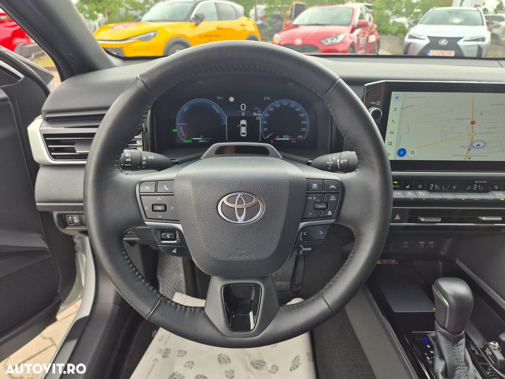 Toyota Camry 2.5 Exclusive - 21