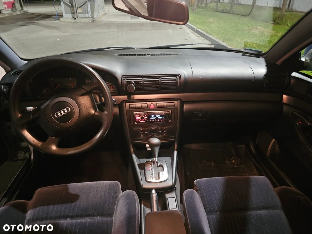 Audi A4 Avant 2.4 Tiptronic - 6