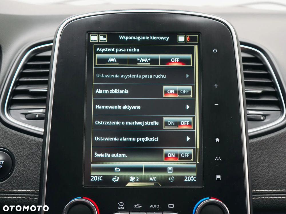 Renault Grand Scenic - 30