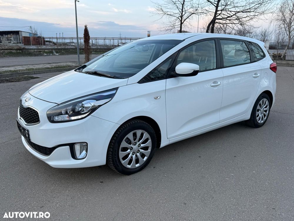Kia Carens 1.7 CRDi Vision - 9