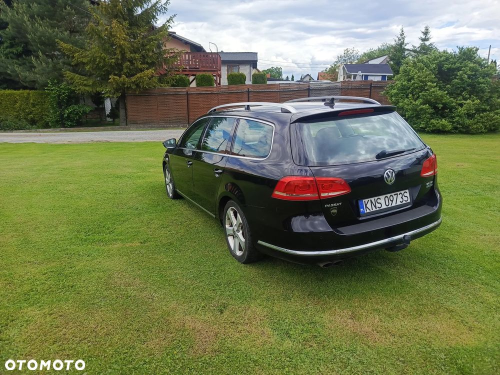 Volkswagen Passat 2.0 Blue TDI DSG SCR Highline - 4