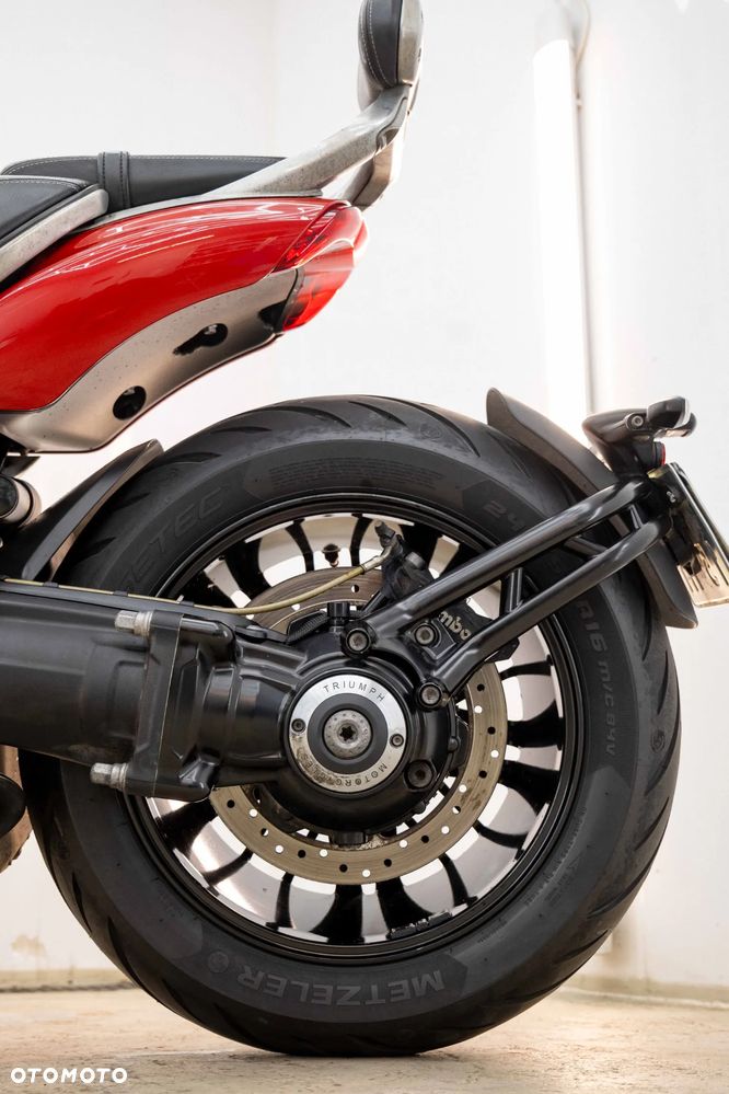 Triumph Rocket - 39