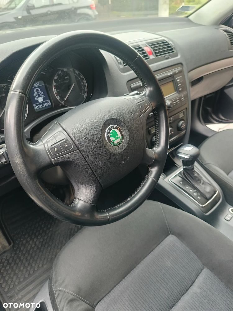 Skoda Octavia 2.0 FSI Automatik Elegance - 8