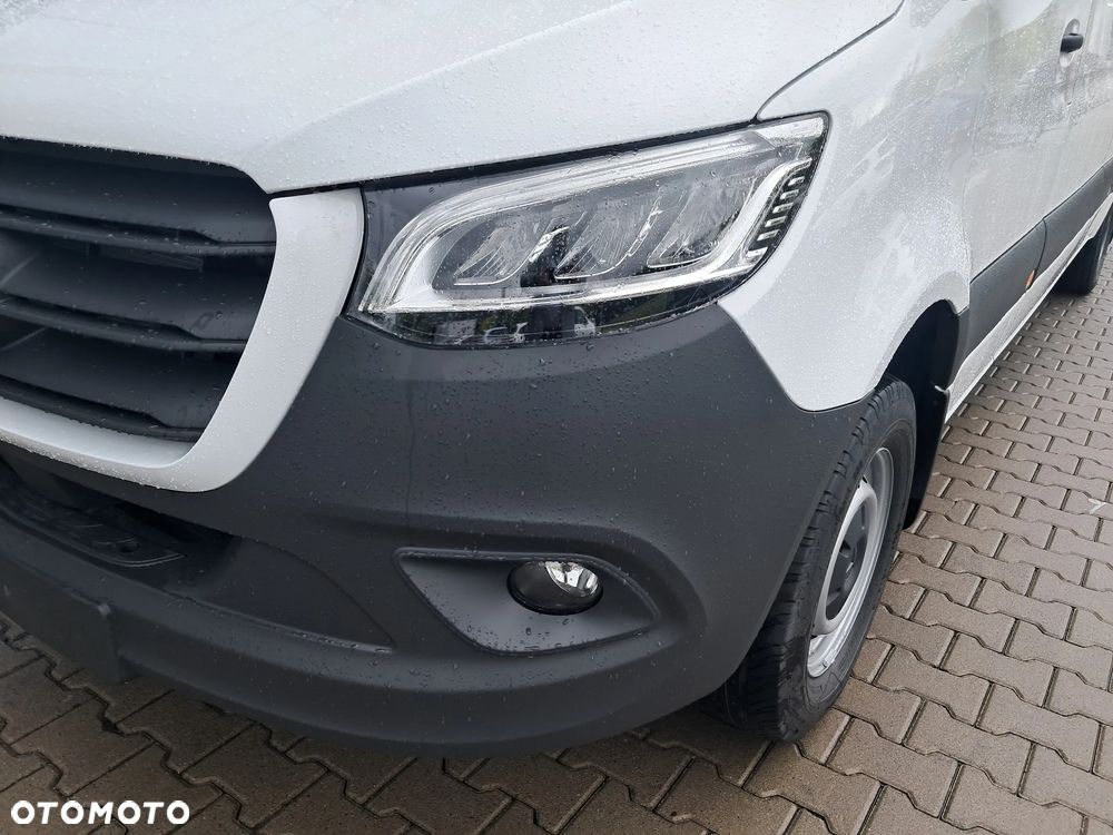 Mercedes-Benz Sprinter 319 CDI Furgon PRO  Ekstra Długi 4325+mm - 6