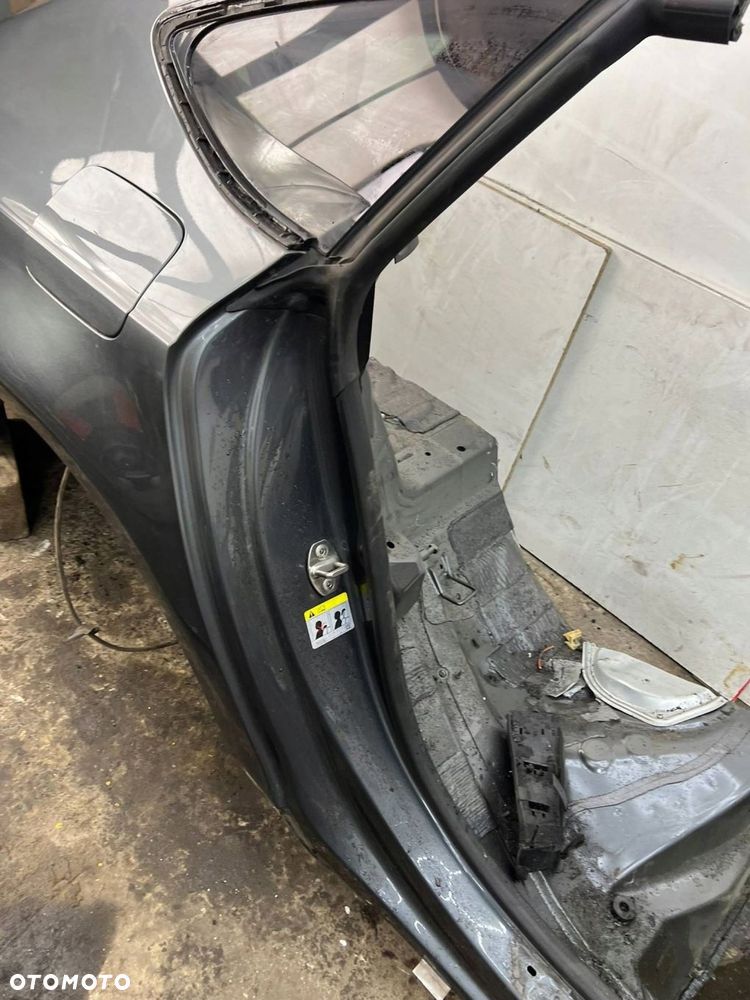 Ćwiartka tylna LZ7S Audi A7 S7 4G TYŁ PRAWY - 9