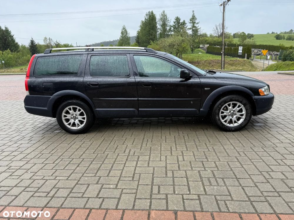 Volvo XC 70 2.4D5 AWD Kinetic - 4